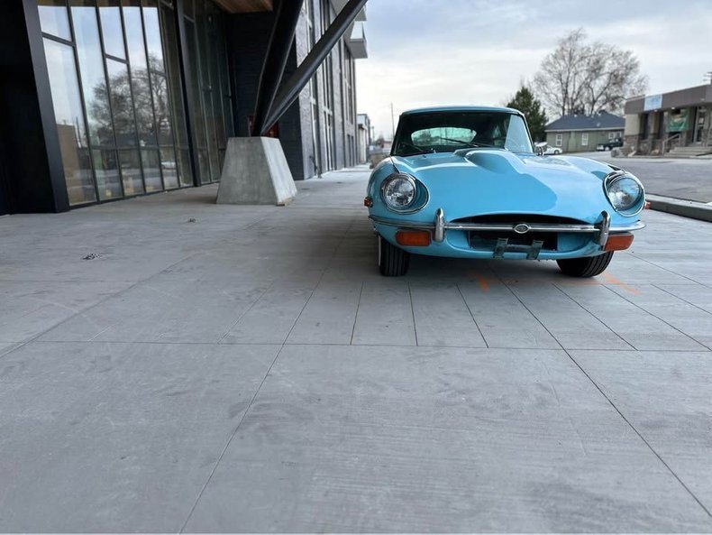 Coupe in Glendale, United States 4 - 15822355