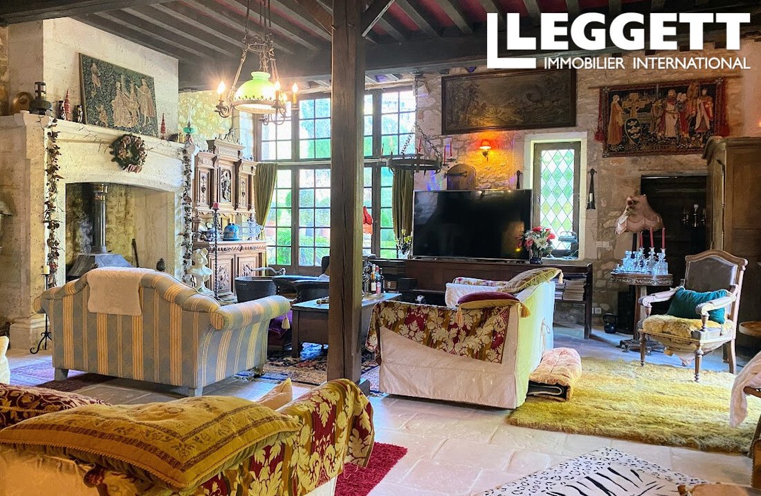 House in Chasseneuil-sur-Bonnieure, Nouvelle-Aquitaine, France 5 - 14828758