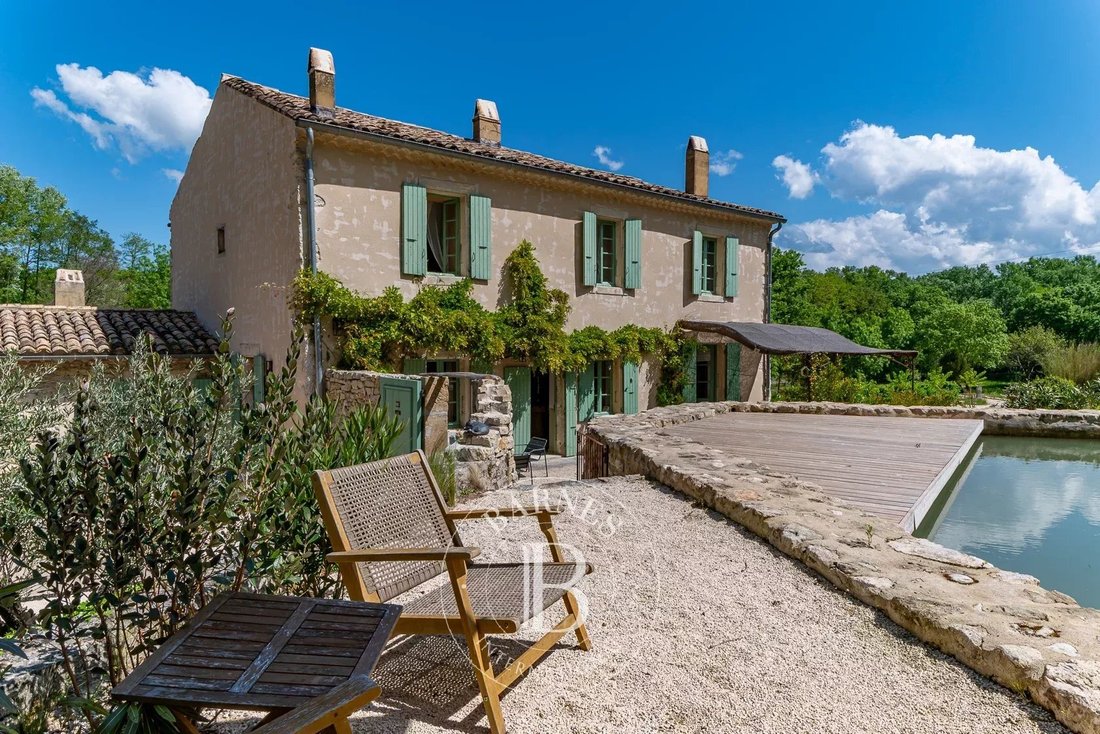 Estate in Grignan, Auvergne-Rhône-Alpes, France 2 - 15404244