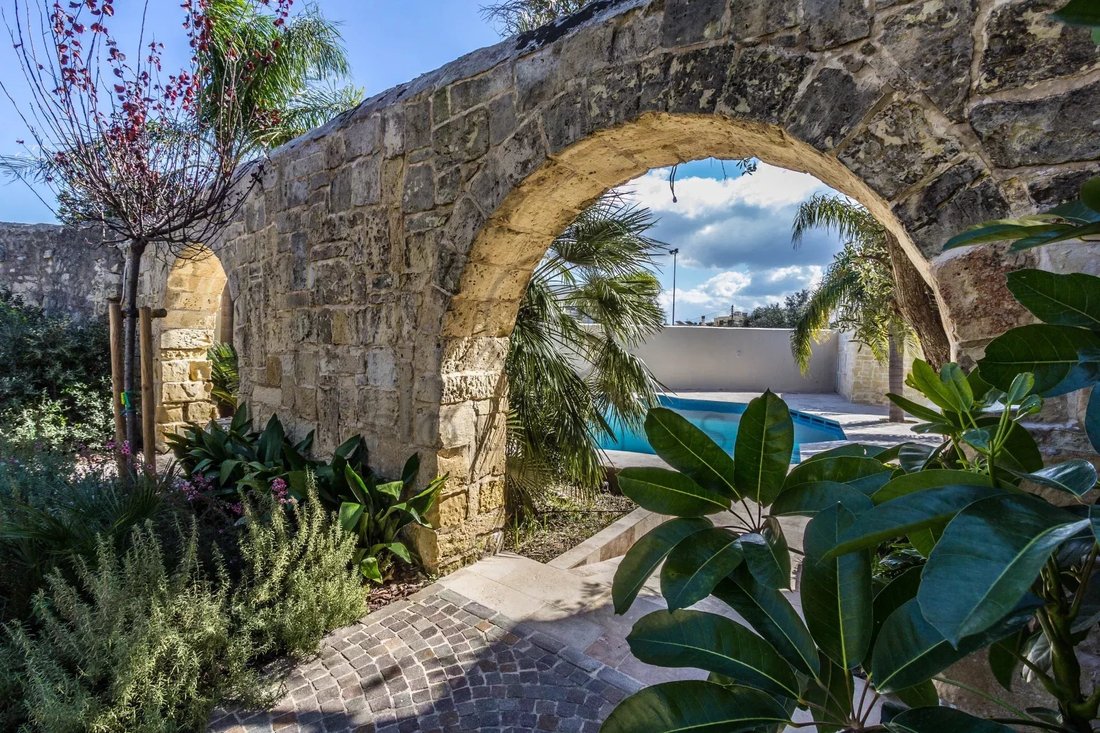 Castle in Lija, Malta 4 - 14075984