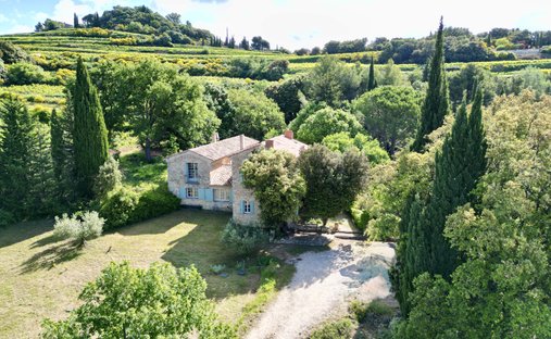 House in Beaumes-de-Venise, Provence-Alpes-Côte d'Azur, France 1