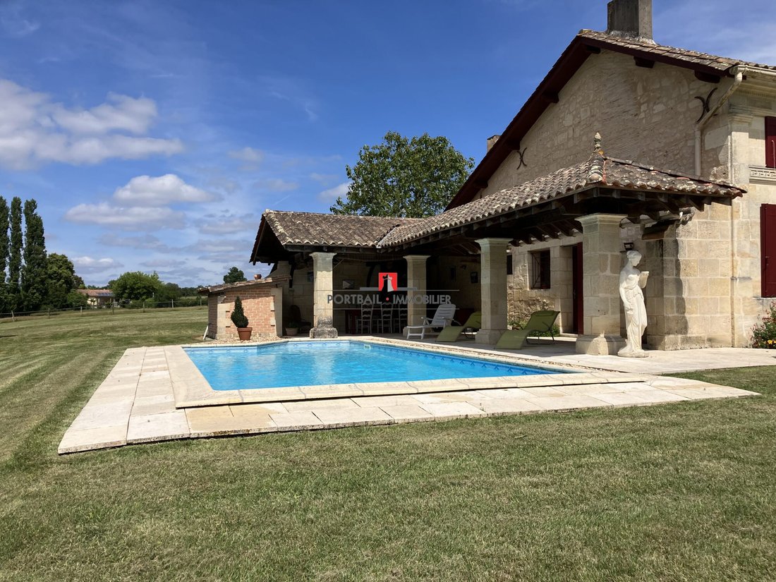 House in Tizac-de-Lapouyade, Nouvelle-Aquitaine, France 3 - 15718910