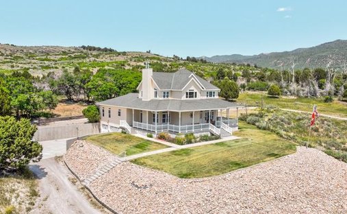 House in Lapoint, Utah, United States 1