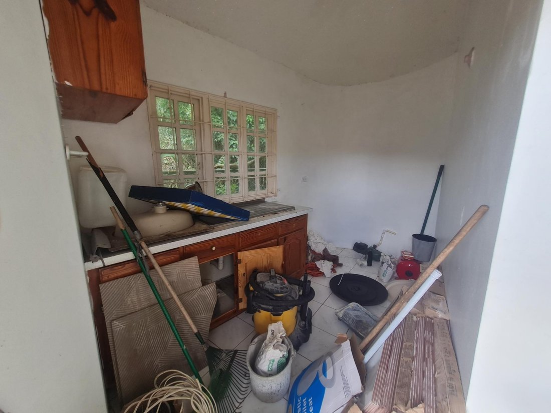 Apartment in Hatfield, Manchester Parish, Jamaica 1 - 15738536