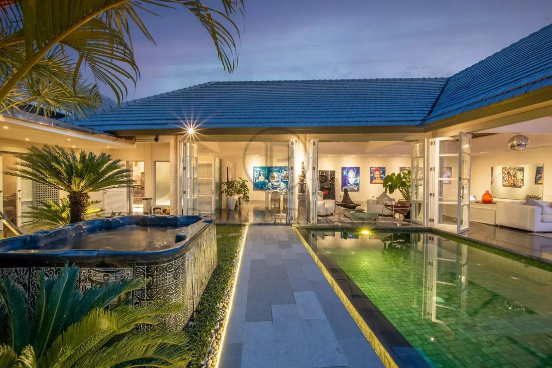 Villa in Denpasar, Bali, Indonesia 5 - 15057117