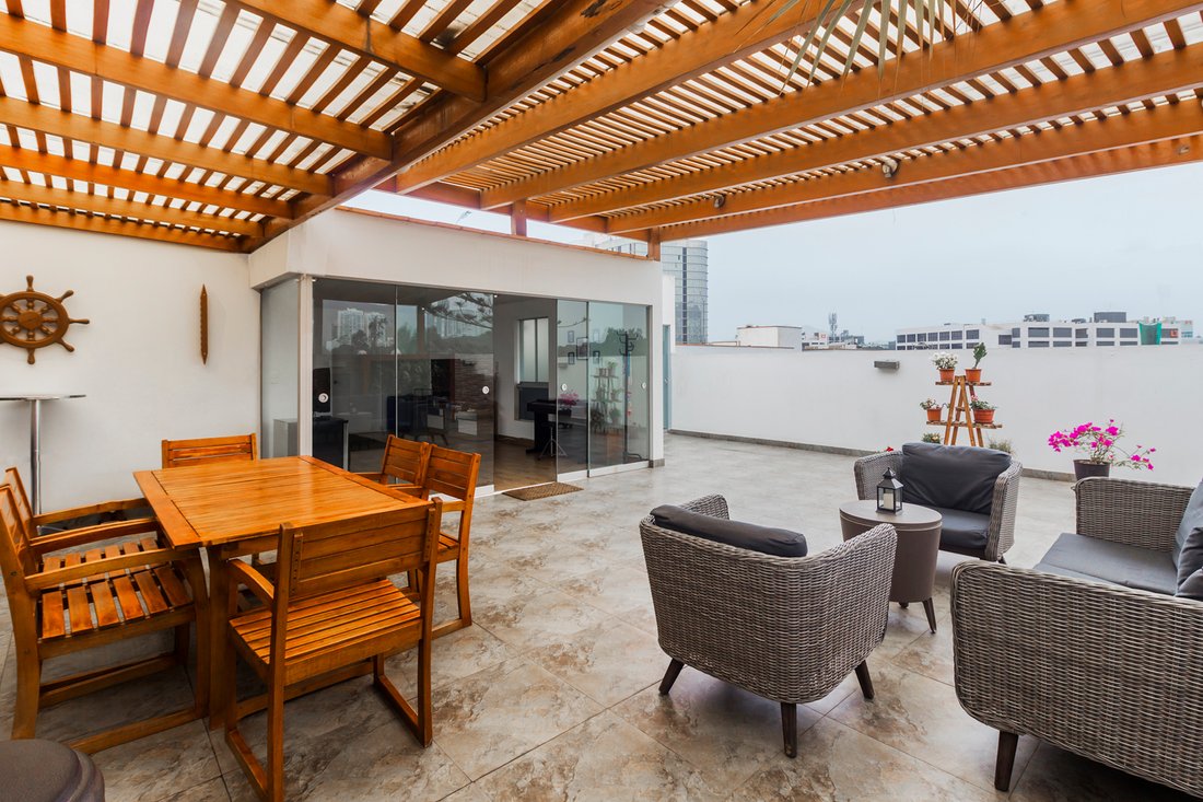 Casa en Santiago de Surco, Municipalidad Metropolitana de Lima, Perú 1 - 14179510