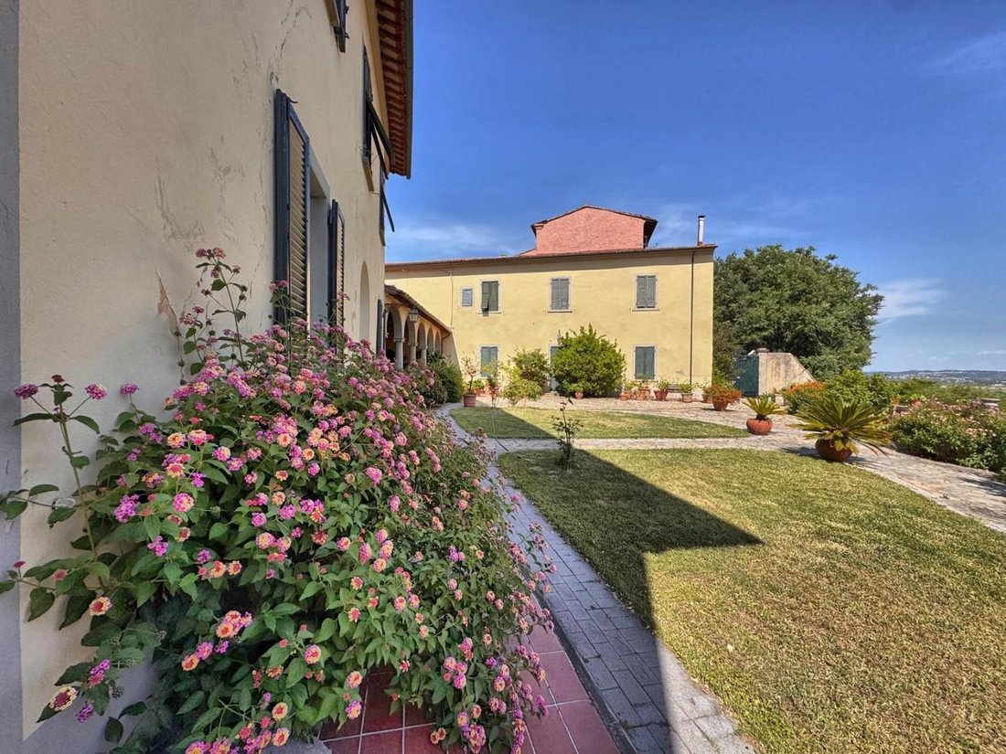 Villa in Montecalvoli, Tuscany, Italy 4 - 15821825