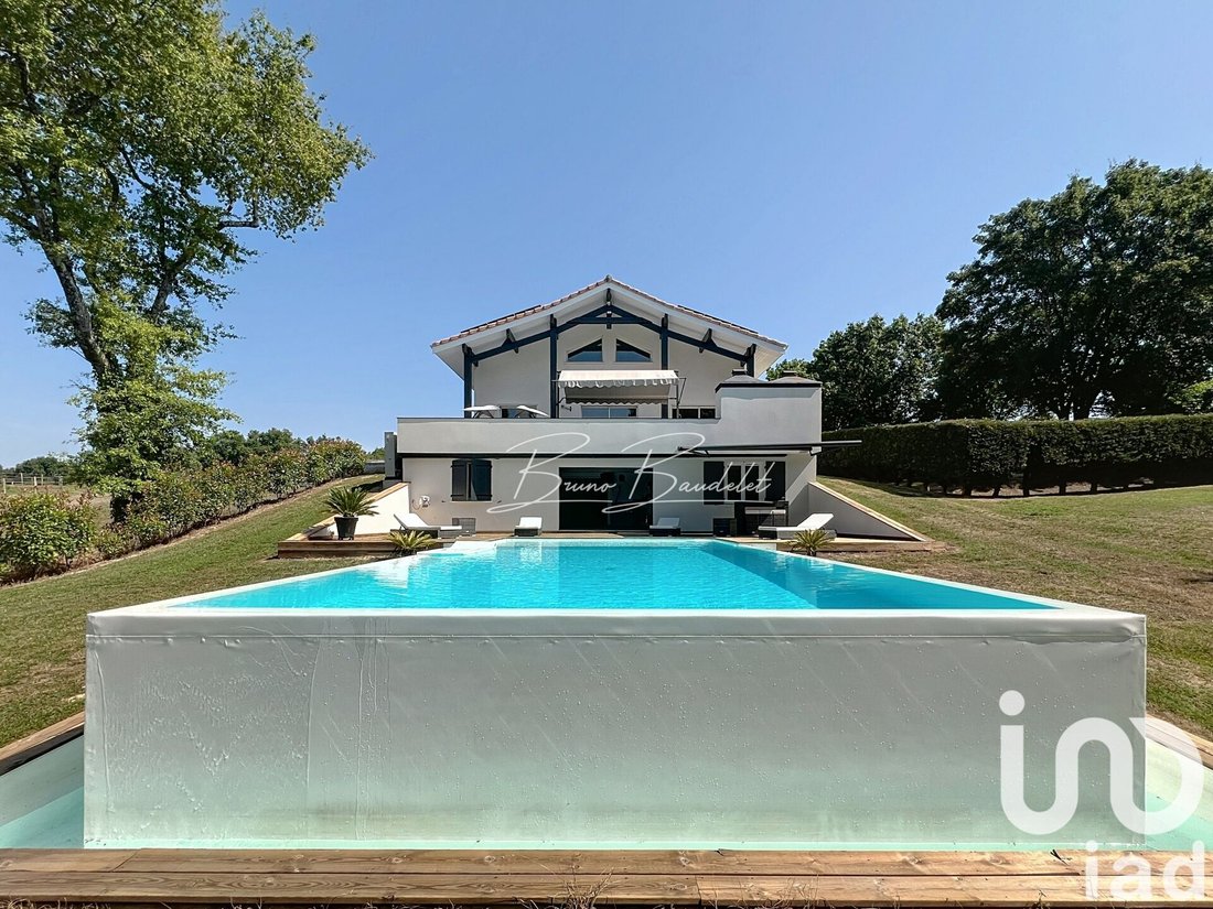 House in Creon, Nouvelle-Aquitaine, France 1 - 15823701