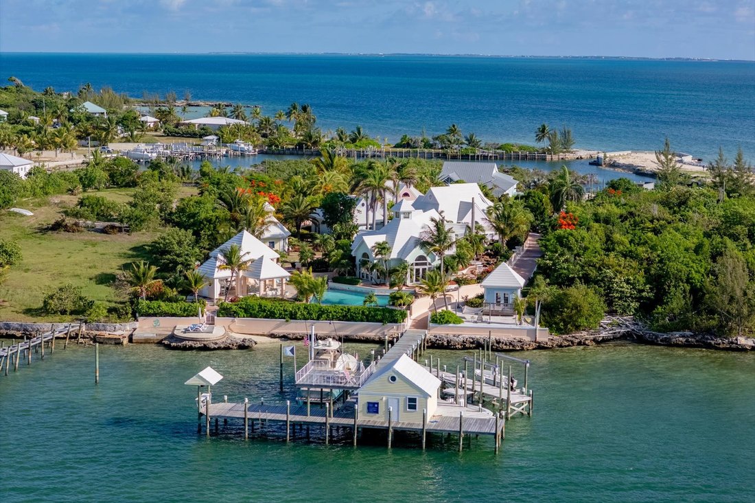 House in Marsh Harbour, Central Abaco, The Bahamas 2 - 15811954