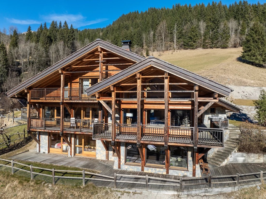 Chalet in La Chapelle-d'Abondance, Auvergne-Rhône-Alpes, France 3 - 15823247