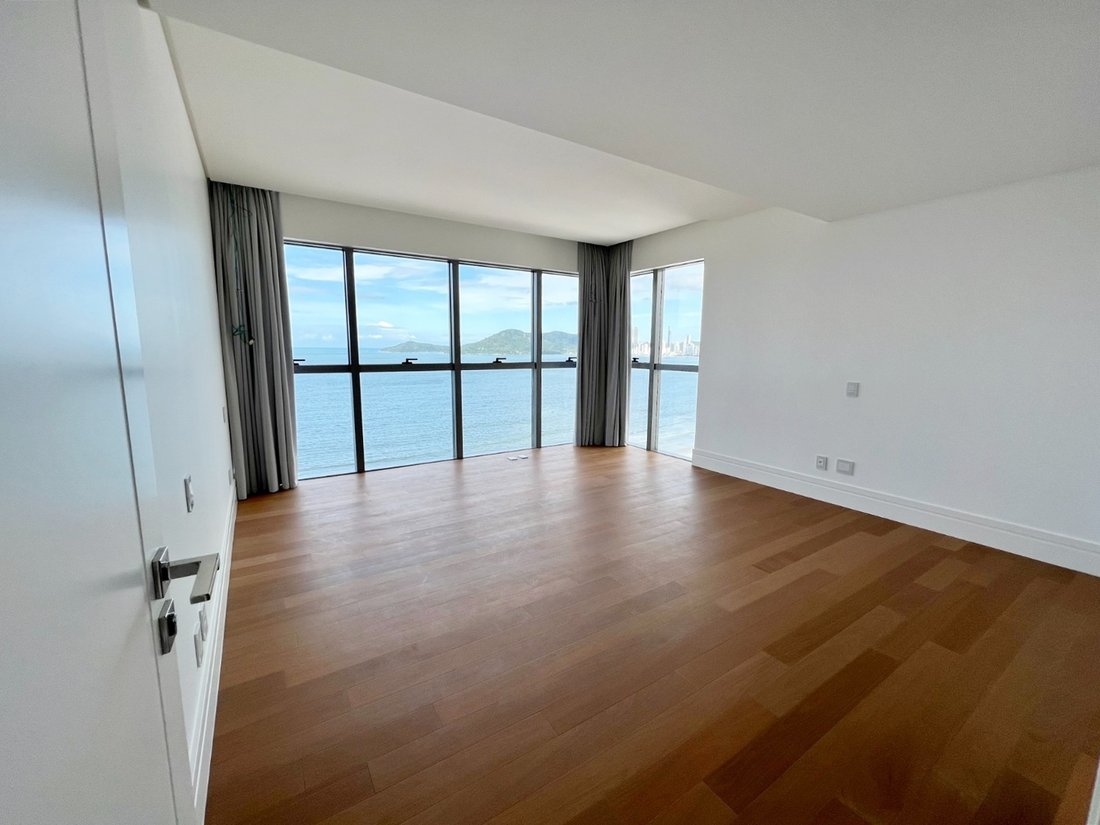 Condo in Centro, State of Santa Catarina, Brazil 5 - 15815927