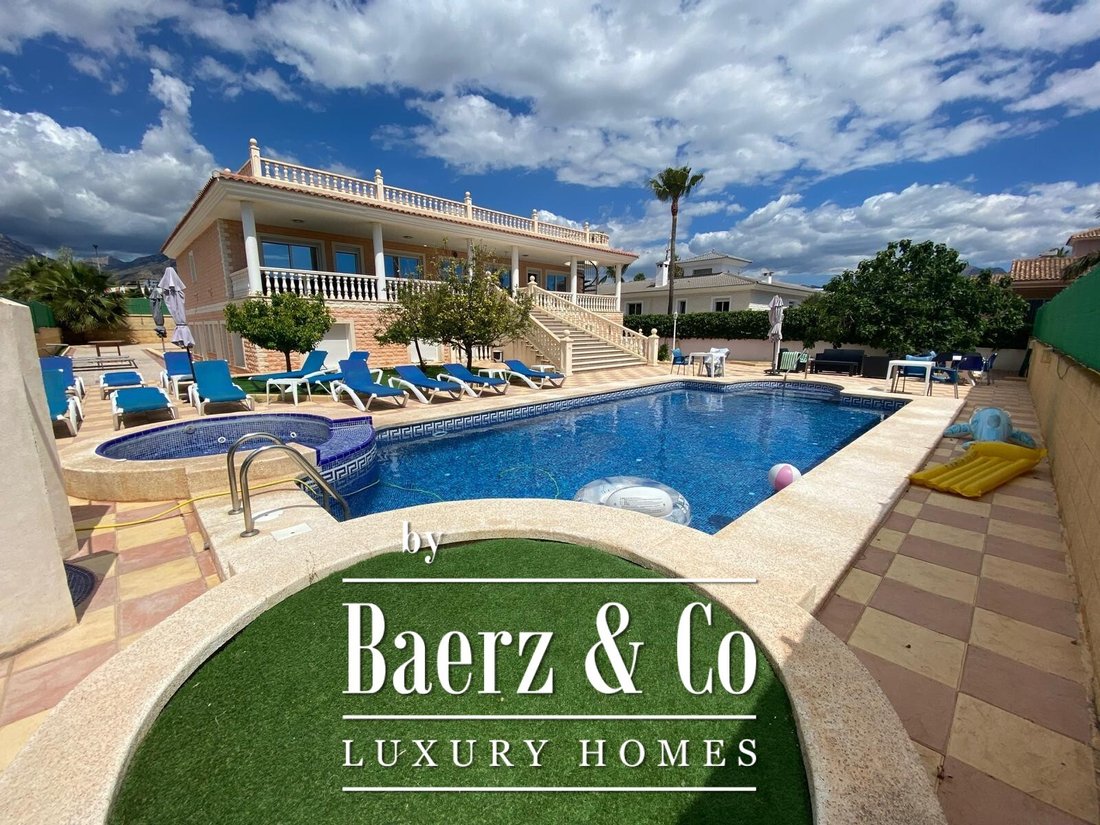 Villa in l'Alfas del Pi, Valencian Community, Spain 3 - 14556465