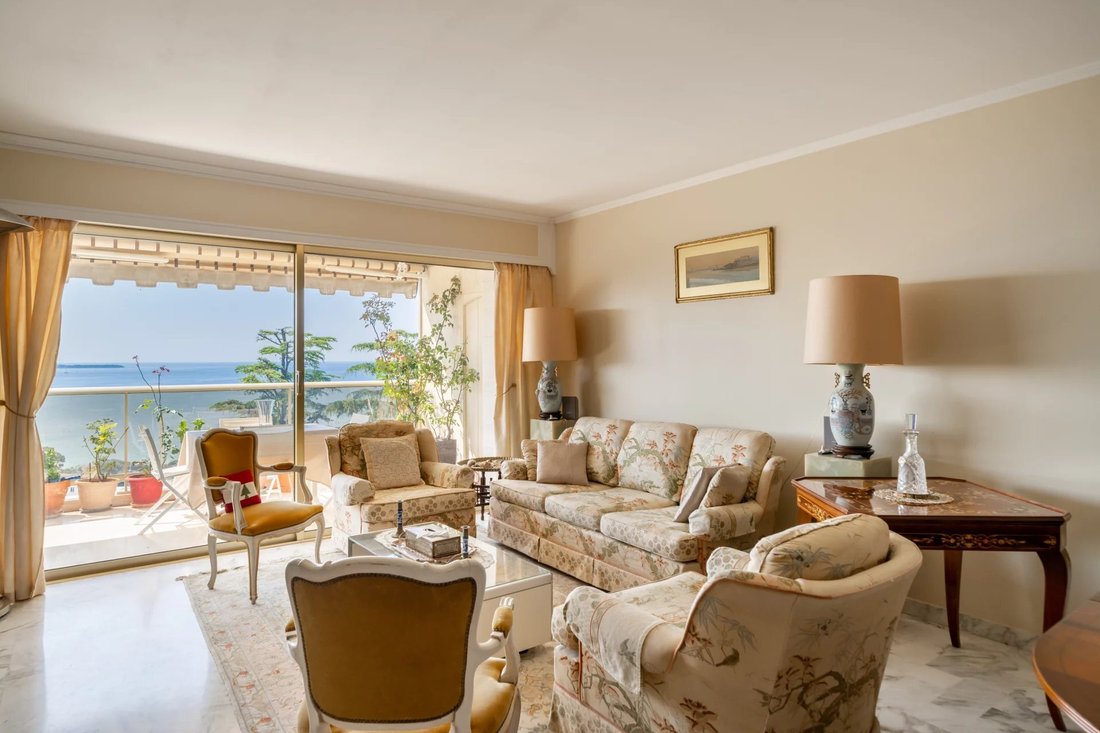 Apartment in Font de Veyre, Cannes, France 3 - 15823244