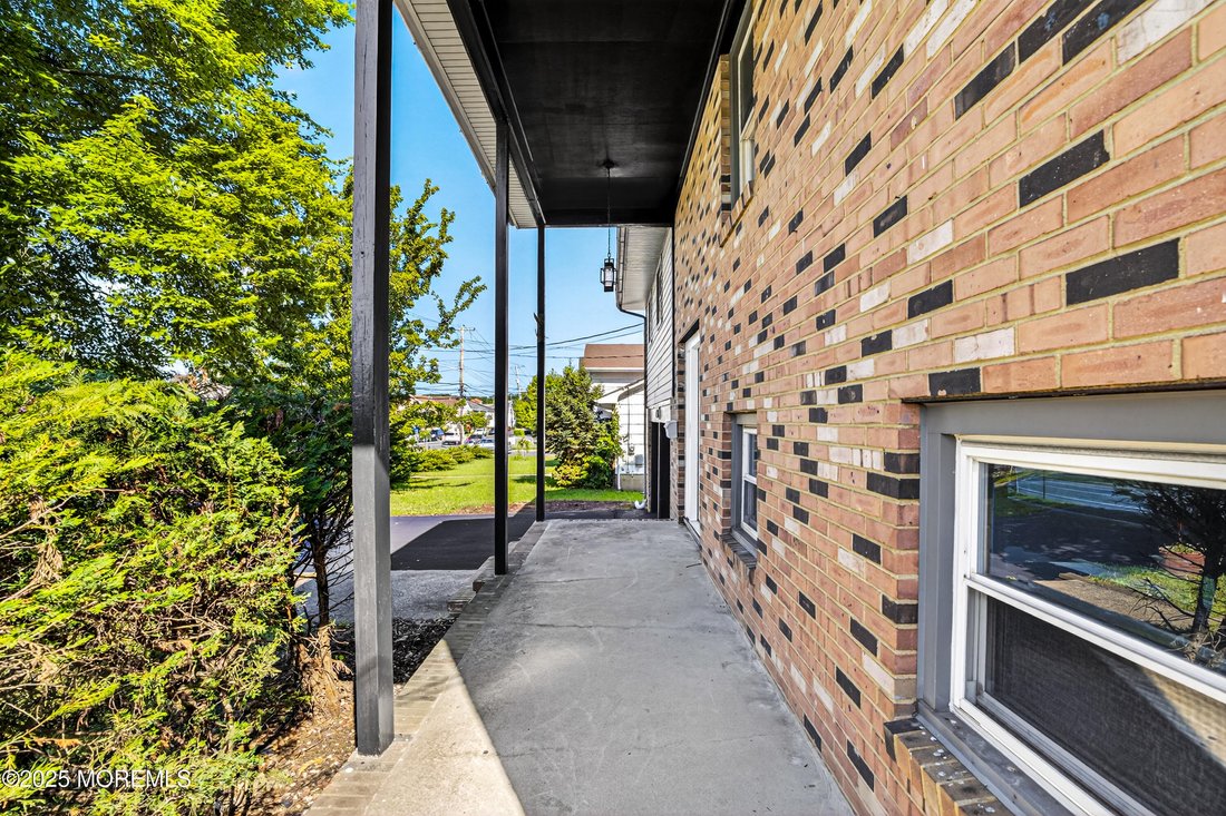 House in Monroe Township, New Jersey, United States 5 - 15822163