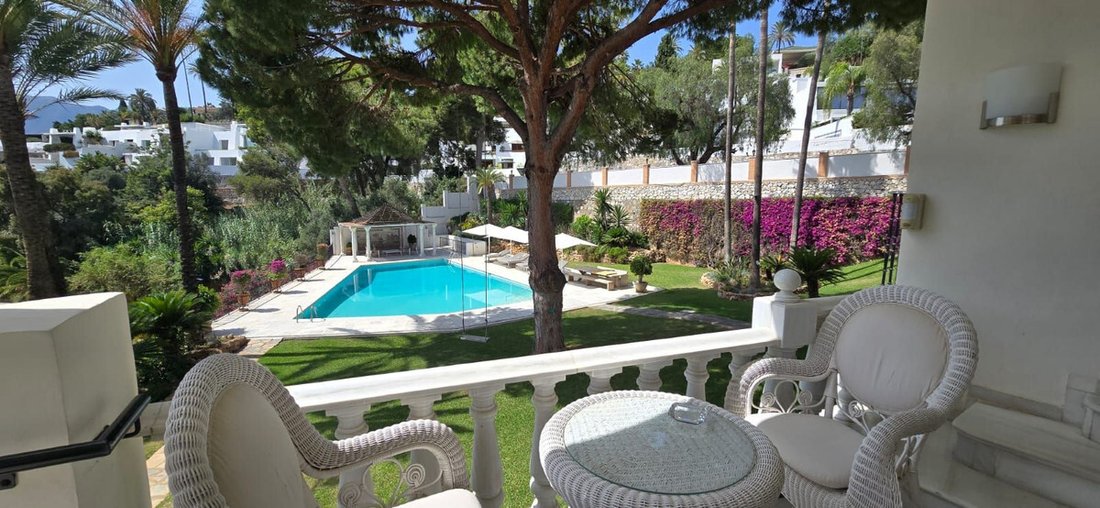 Villa in Rio Real, Marbella, Andalusia 4 - 14873710