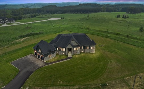 House in Bolton, Ontario, Canada 1