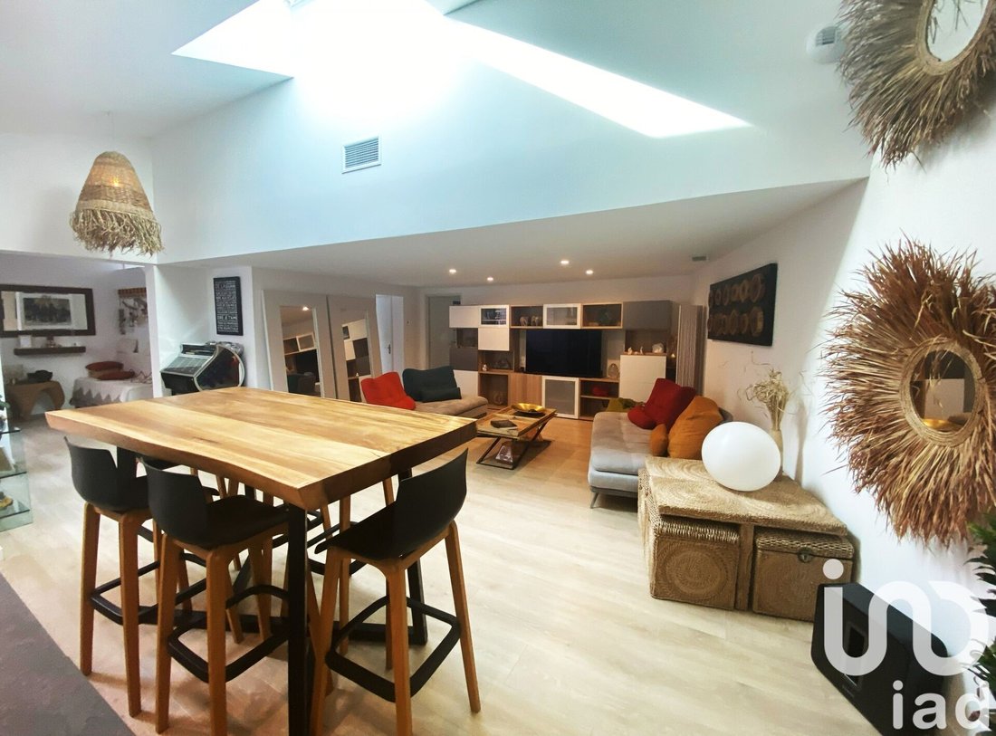 Apartment in Esplanade, Nimes, France 4 - 15821638