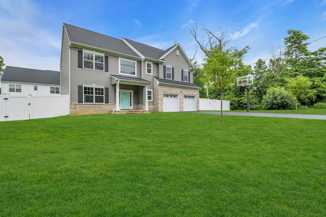 House in Matawan, New Jersey, United States 4 - 15816608