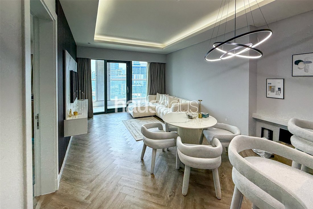 Apartment in Dubai, Dubai, United Arab Emirates 2 - 15821156