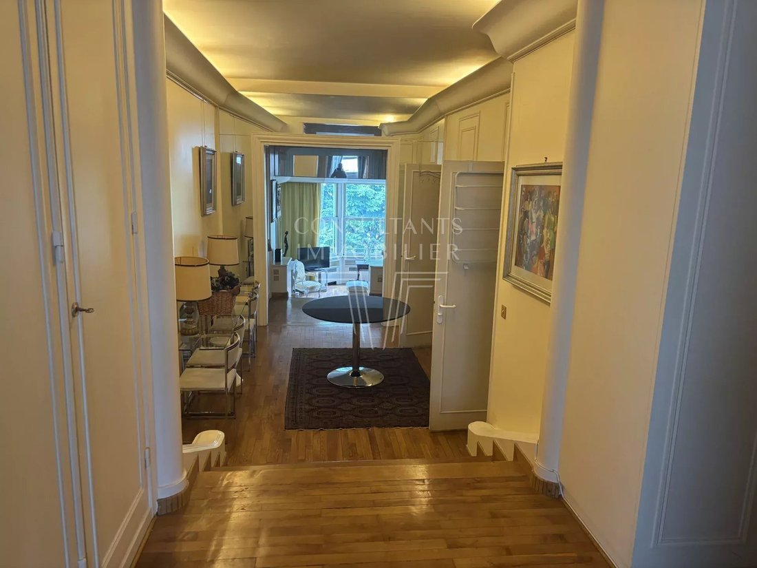 Apartment in Saint Philippe du Roule, Paris 8e Arrondissement, Paris 3 - 15817543