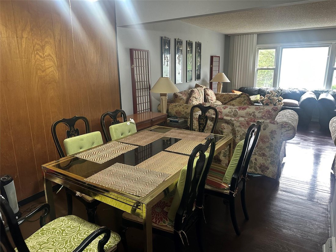 House in Spring Valley, New York, United States 4 - 15785605