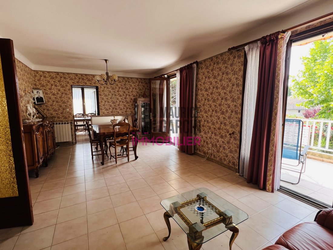 House in Rognonas, Provence-Alpes-Côte d'Azur, France 4 - 15820372