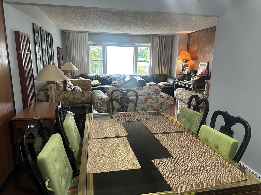 House in Spring Valley, New York, United States 5 - 15785605