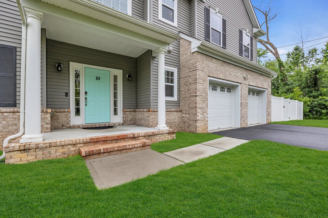House in Matawan, New Jersey, United States 5 - 15816608