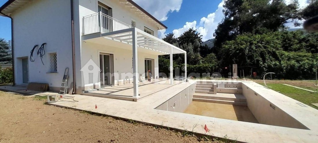 Villa in Pietrasanta, Tuscany, Italy 5 - 15817525