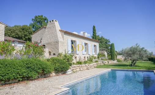 Castello a Saint-Saturnin-lès-Apt, Provenza-Alpi-Costa Azzurra, Francia 1