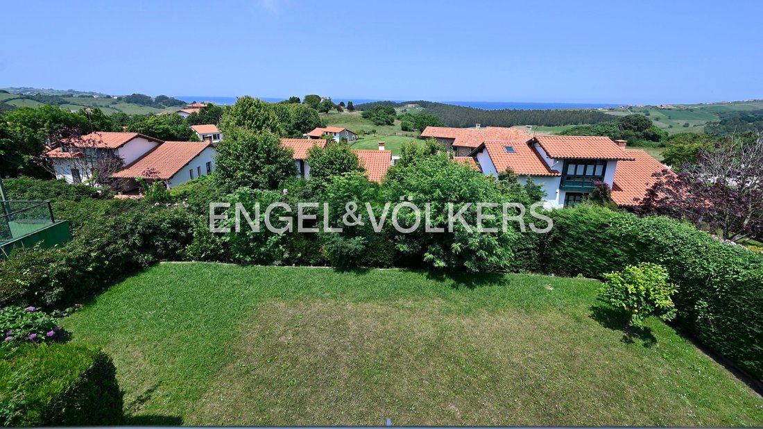 House in San Vicente de la Barquera, Cantabria, Spain 3 - 15817873