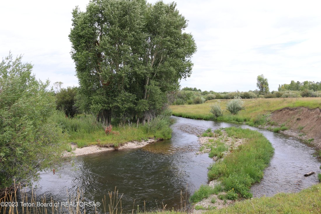 Land in Driggs, Idaho, United States 1 - 15818015