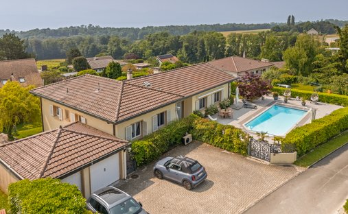 Villa in Pully, Vaud, Switzerland 1