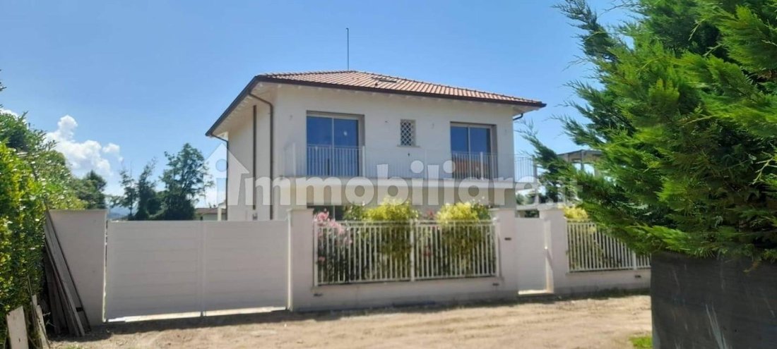 Villa in Pietrasanta, Tuscany, Italy 4 - 15817525
