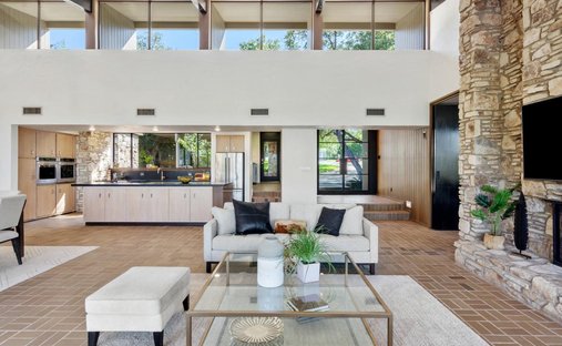 House in The Hills, Texas, United States 1