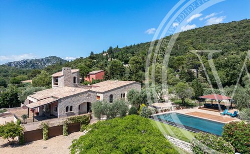 Villa in Peille, Provence-Alpes-Côte d'Azur, France 1