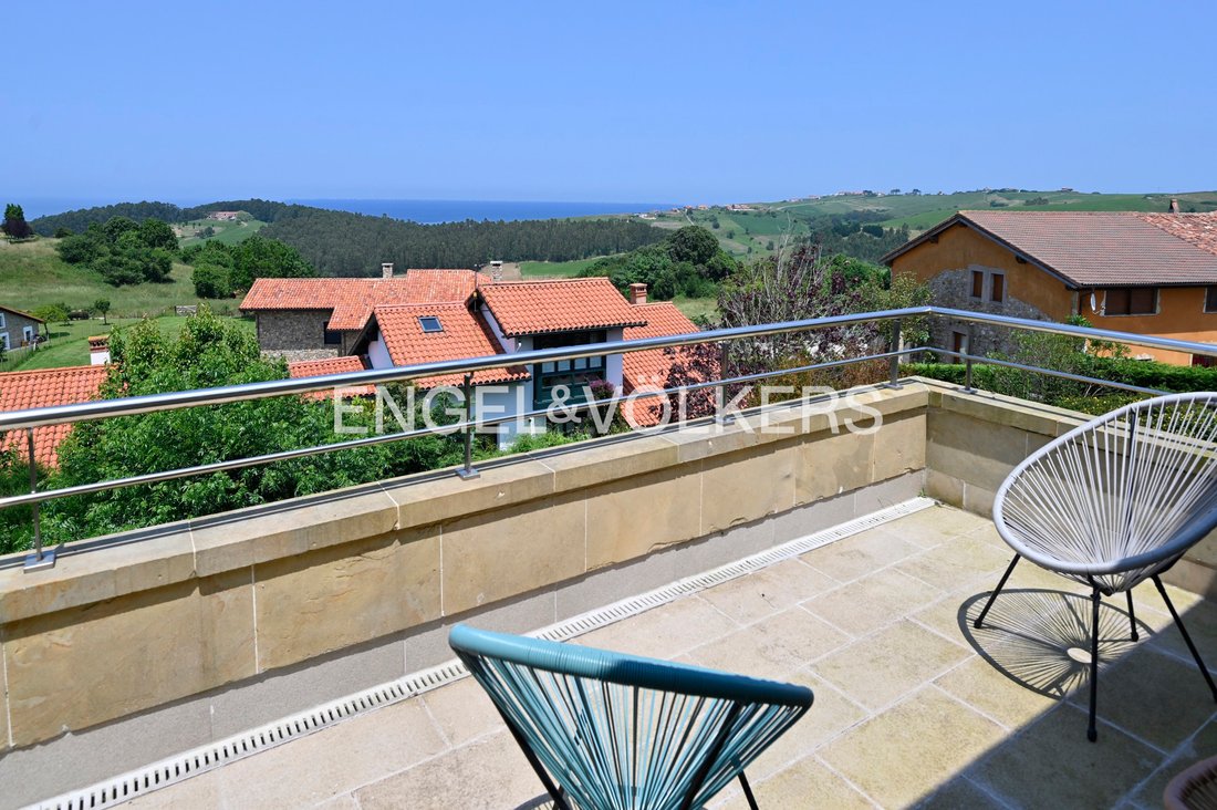 House in San Vicente de la Barquera, Cantabria, Spain 2 - 15817873