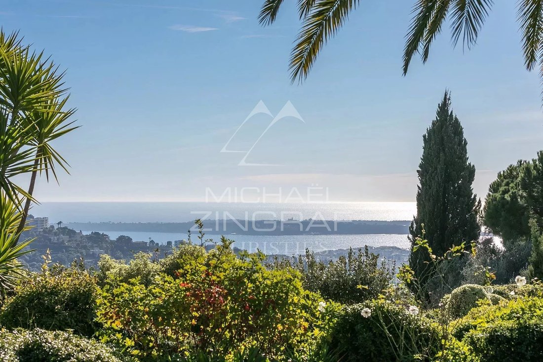 Villa in Cannes, Provence-Alpes-Côte d'Azur, France 3 - 15815712