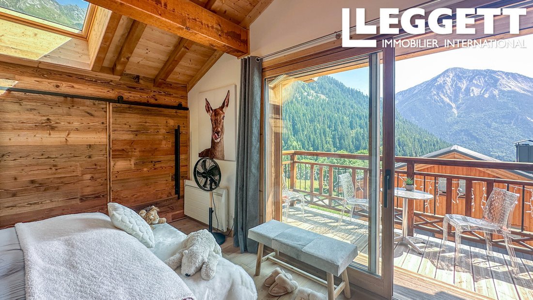 Chalet in Champagny-en-Vanoise, Auvergne-Rhône-Alpes, France 4 - 15818253