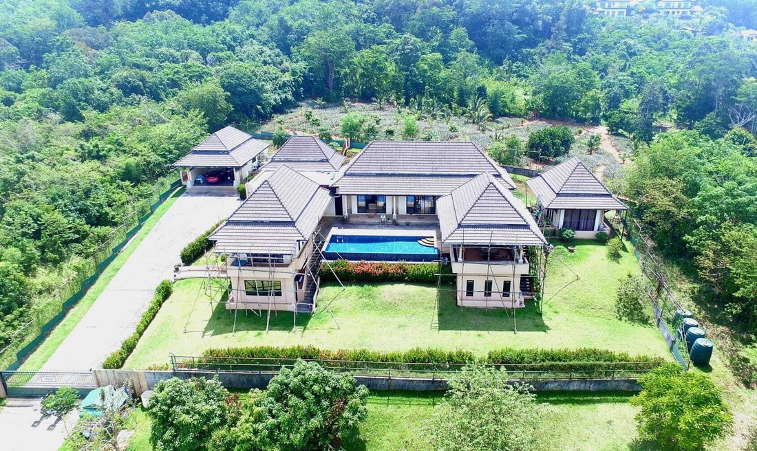 Villa in Pa Khlok, Phuket, Thailand 1 - 15823957