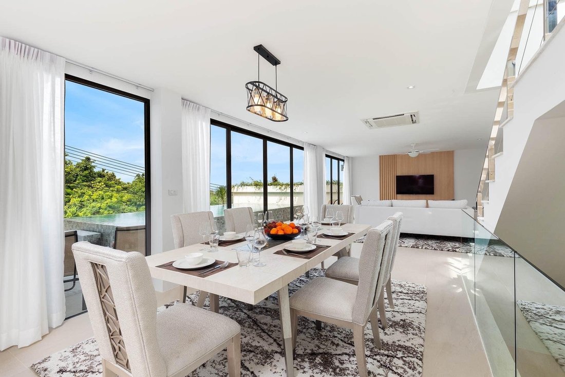 Villa in Choeng Thale, Phuket, Thailand 2 - 15824020