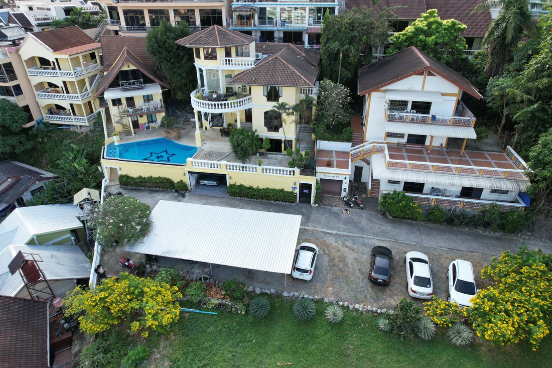 Villa in Pa Tong, Phuket, Thailand 1 - 15824006