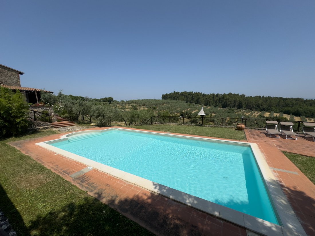 Villa in Bucine, Tuscany, Italy 2 - 15824361