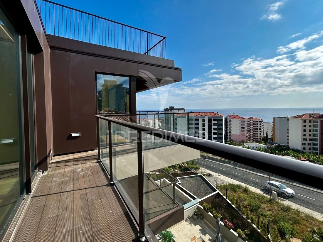 Apartment in Sao Martinho, Madeira, Portugal 1 - 15824274