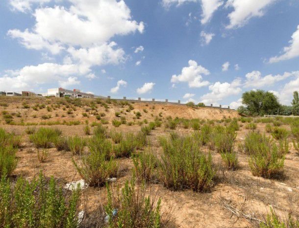 Terreno a Daganzo de Arriba, Madrid, Spagna 2 - 15824466