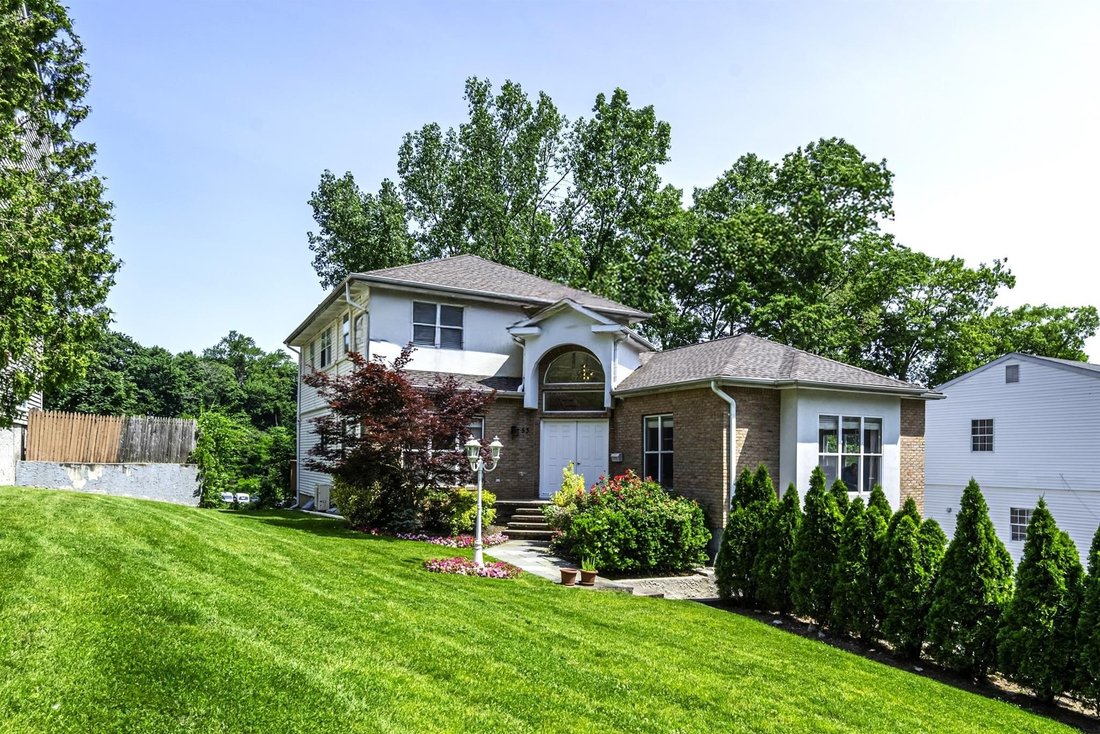 House in Great Neck, New York, United States 2 - 15826881