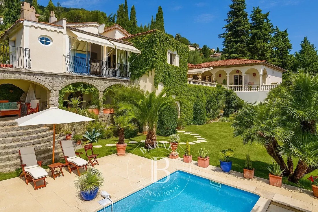 House in Grasse, Provence-Alpes-Côte d'Azur, France 1 - 13992761