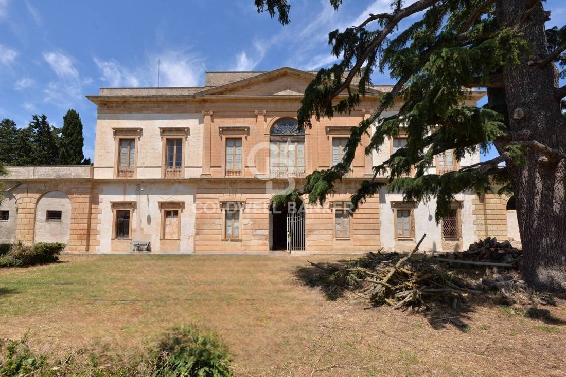 Villa en Lecce, Apulia, Italia 2 - 15826864
