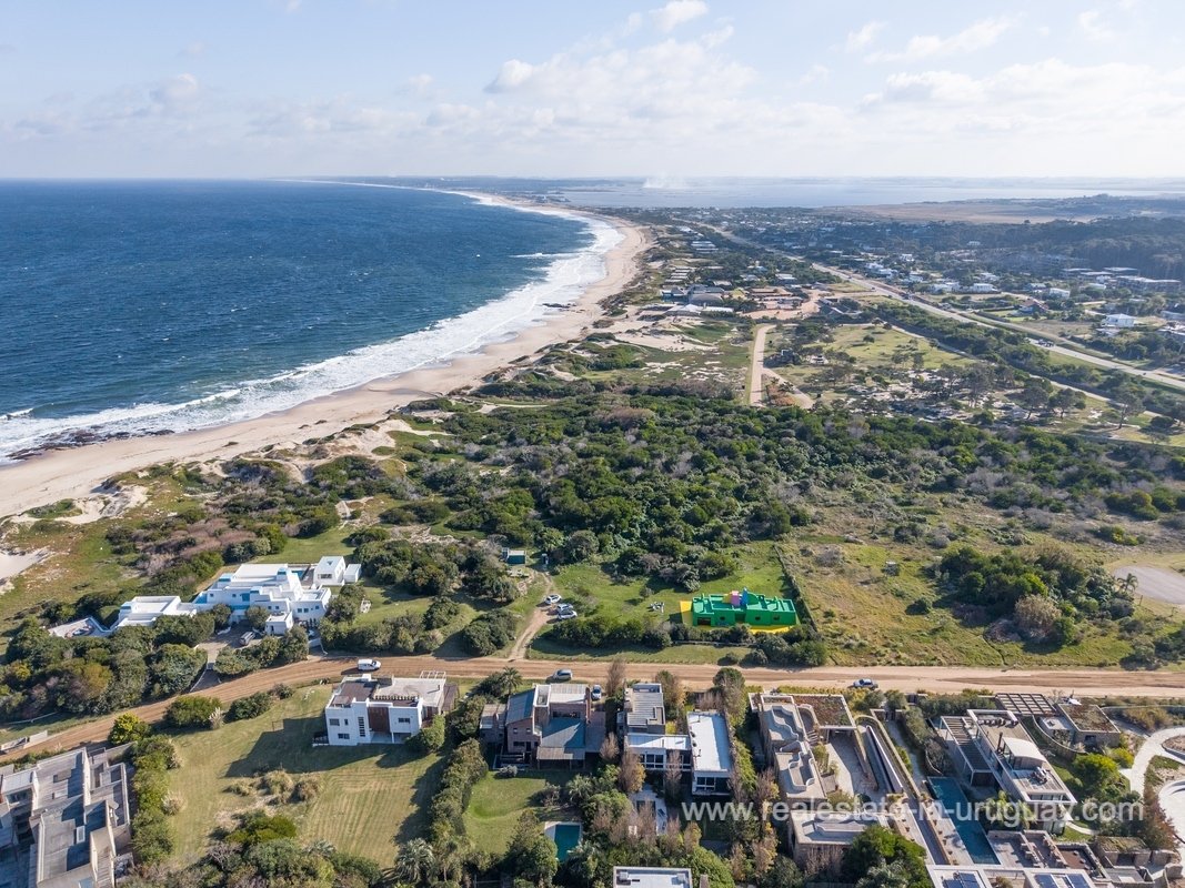 House in José Ignacio, Maldonado Department, Uruguay 1 - 15825911