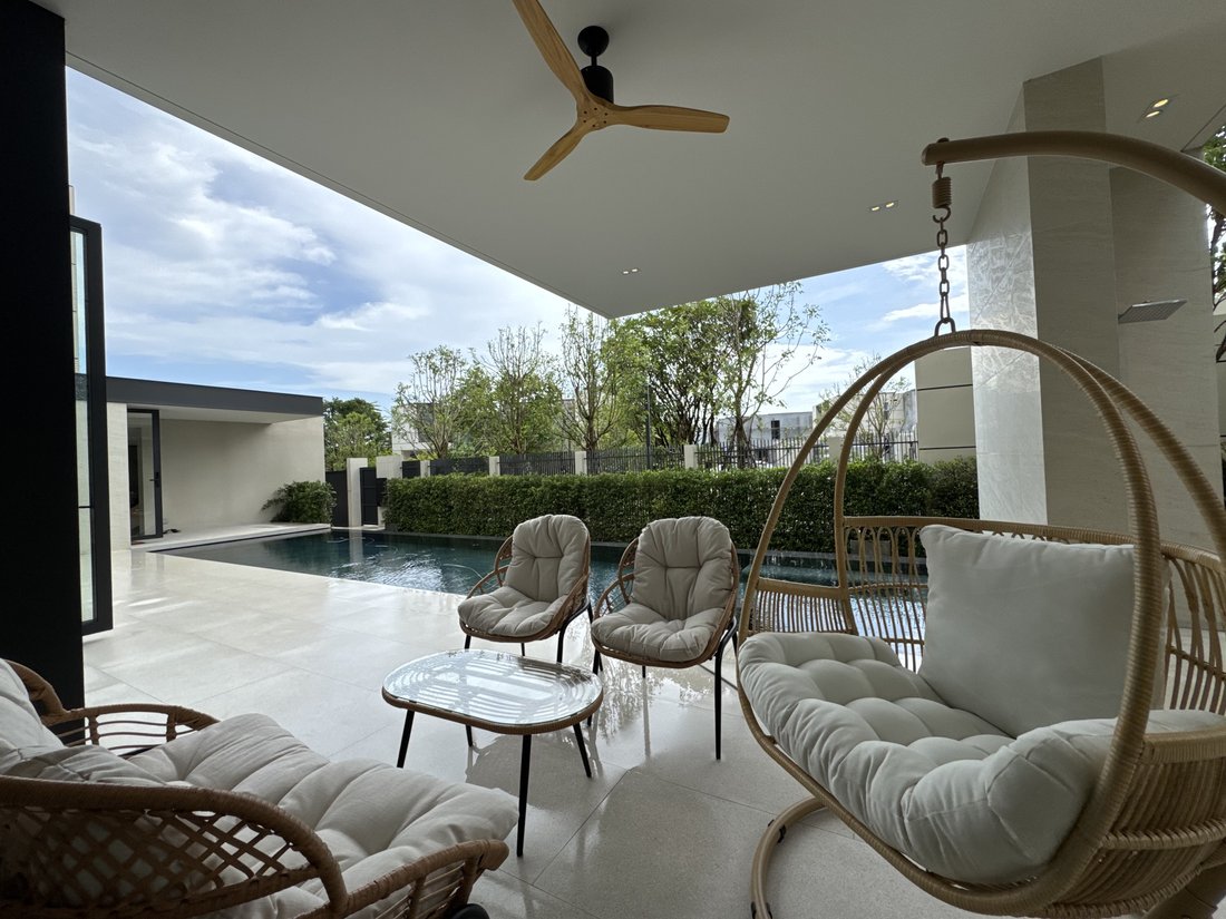 Villa in อำเภอเมืองภูเก็ต, Mueang Phuket District, Thailand 5 - 15827540